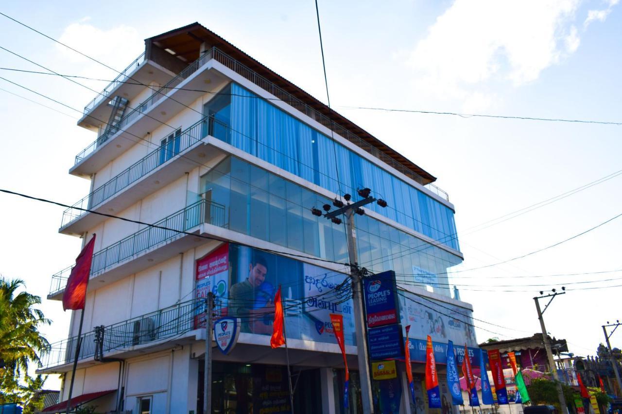 Catamaran6 Guest Inn Trincomalee Dış mekan fotoğraf