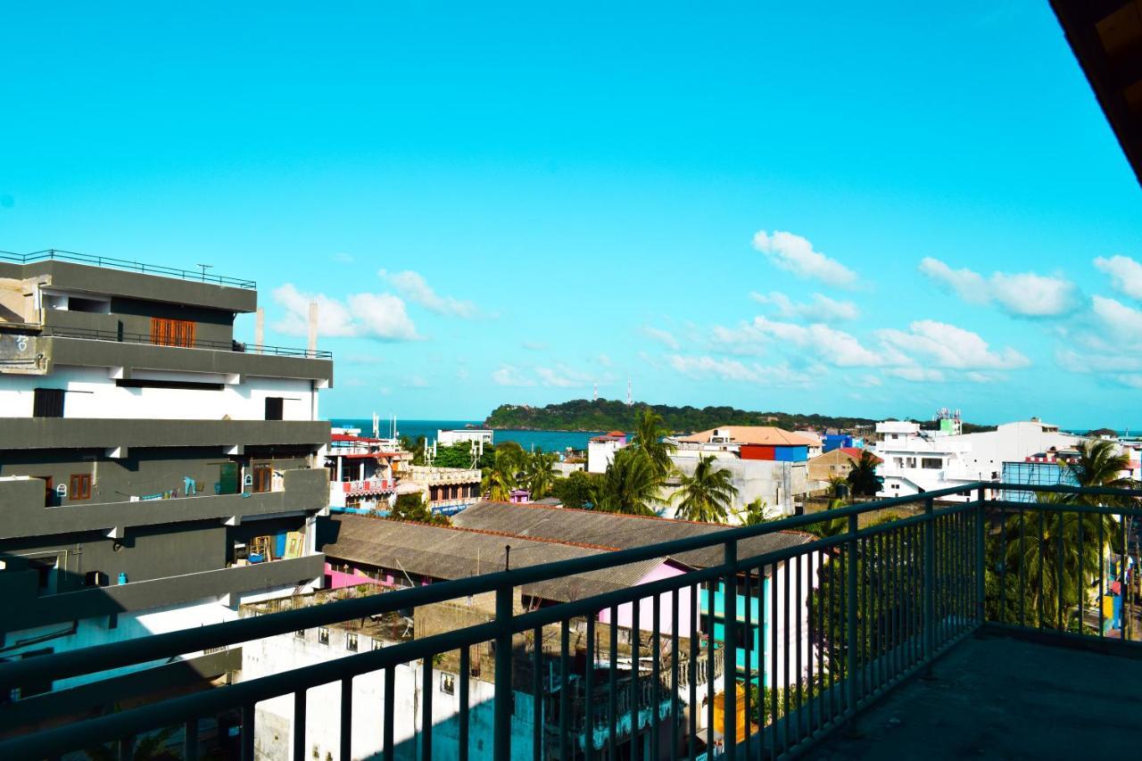 Catamaran6 Guest Inn Trincomalee Dış mekan fotoğraf