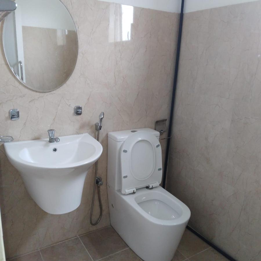 Catamaran6 Guest Inn Trincomalee Dış mekan fotoğraf